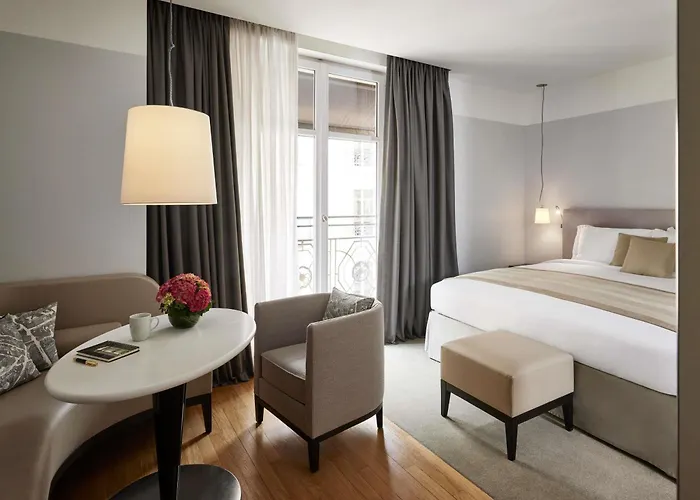 Hotel Sofitel Paris Arc De Triomphe